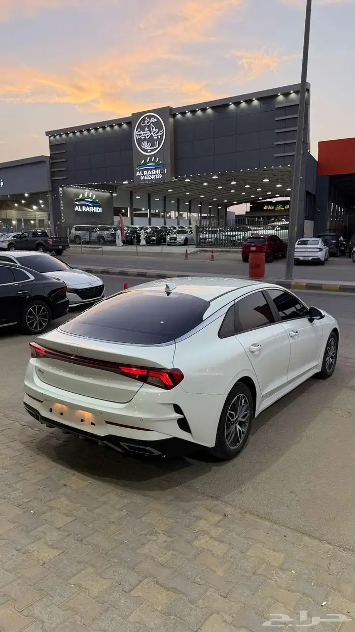 كيا 5 2022 نص فل عداد 150 ألف 5