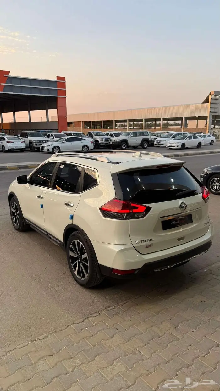 اكستريل 2020 فل كامل دبل 7 مقاعد عداد200 ألف 5