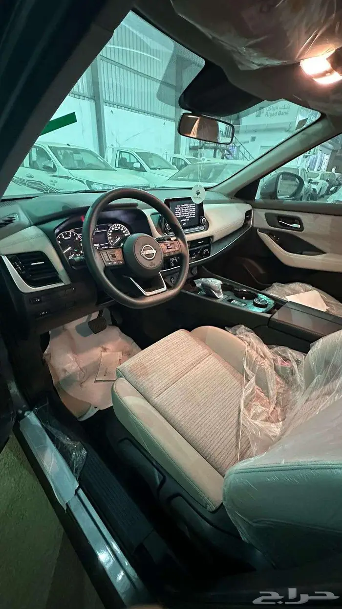 نيسان اكس تريل ستاندر دبل 7 مقاعد 2025 3