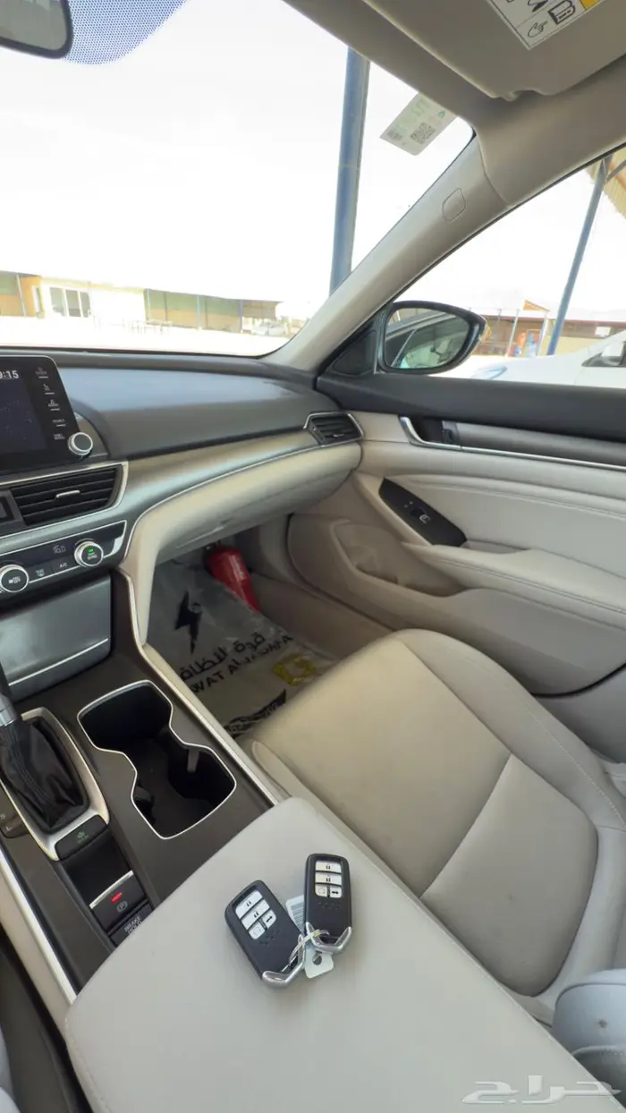 هوندا اكورد 2022 ستاندر عداد 44 الف فقط 32