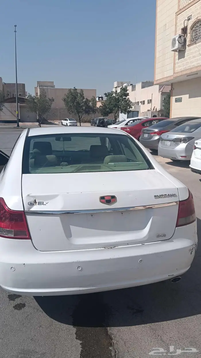 جيلي امجراندEC8 7