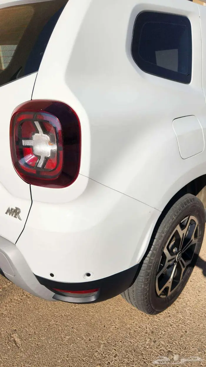 داستر دفع رباعي4X4 فل كامل نظيف جدا 33.000 كيلو فقط 18