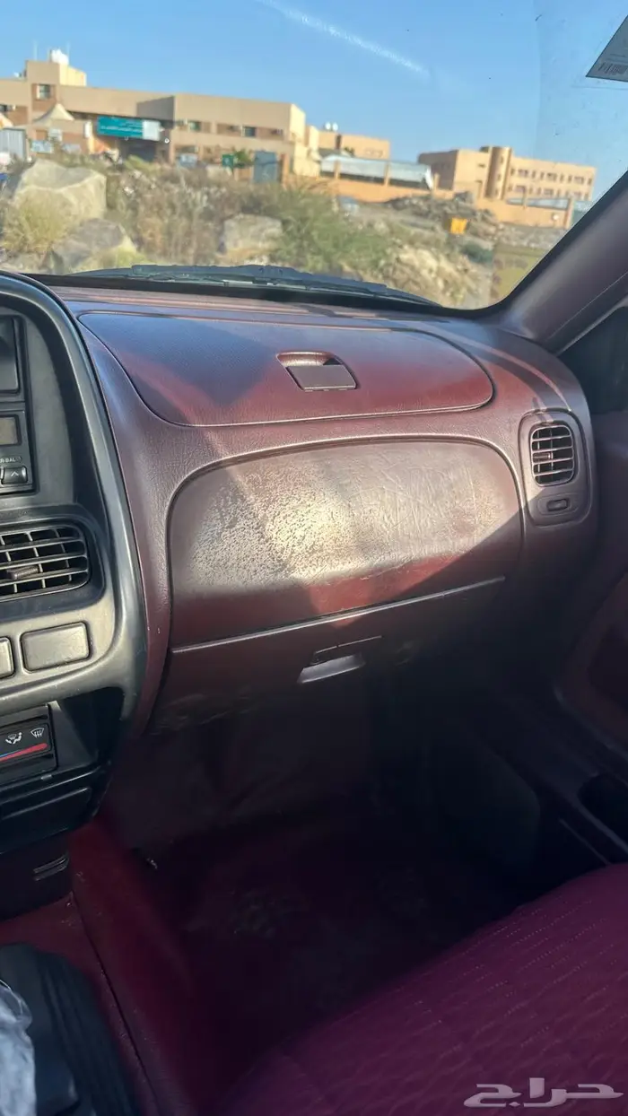 ددسن نيسان 2002 9