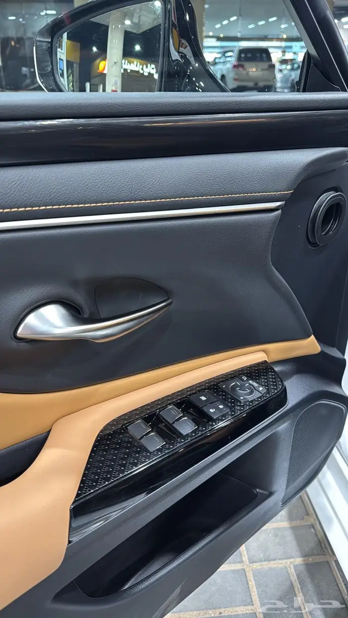 لكزس 2025 250 ES عبداللطيف جميل شبه اصفار 10