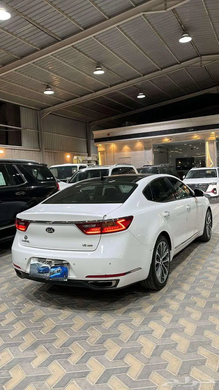 كيا كادينزا فل كامل سعودى موديل 2018 3