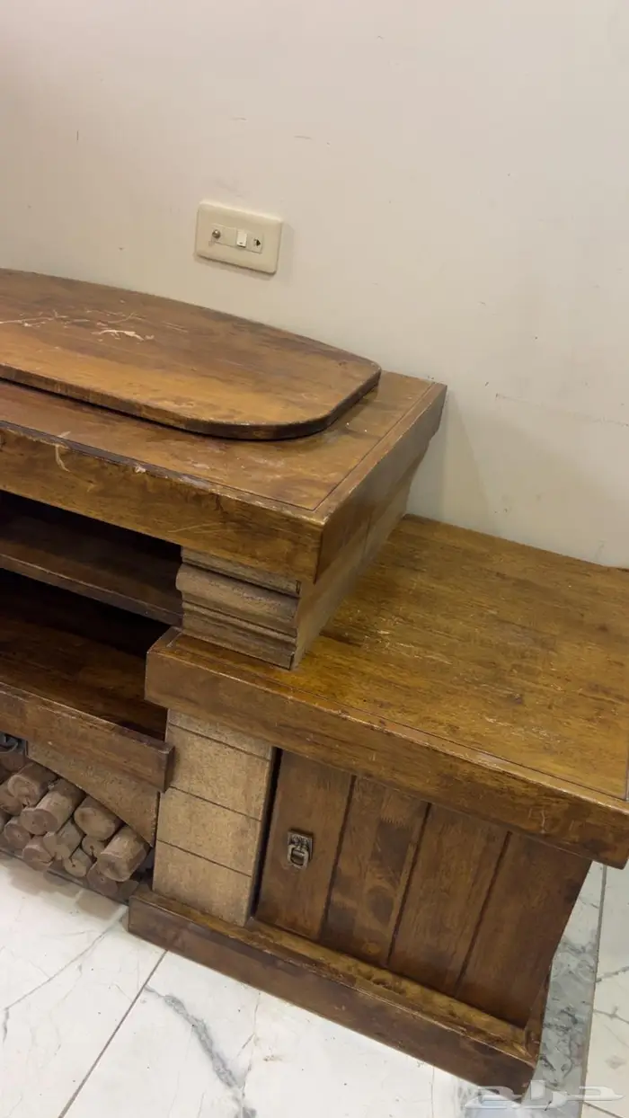 طاولة تلفزيون 2