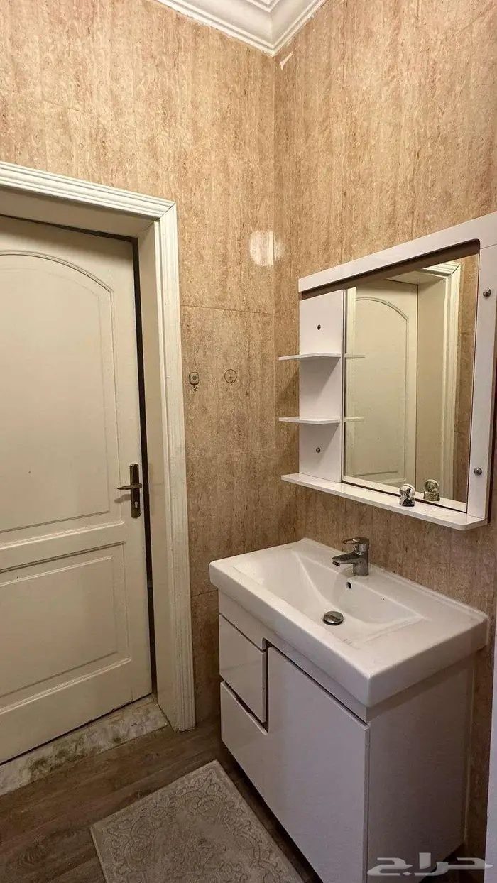 شقة عوائل للإيجار 6