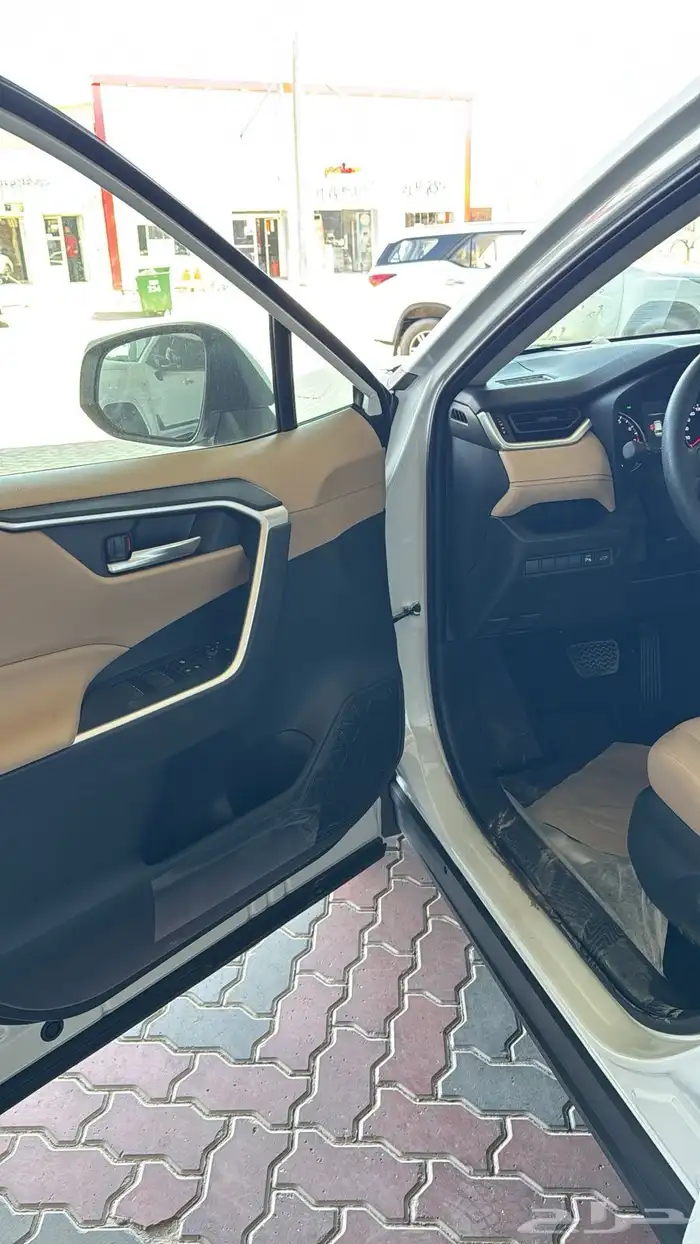 تويوتا راف فور XLE 2025 0