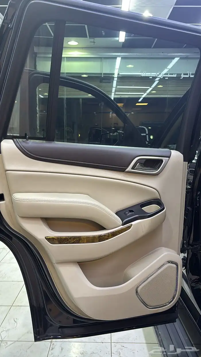 للبيع جمس يوكن دينالي اسود 2016 18