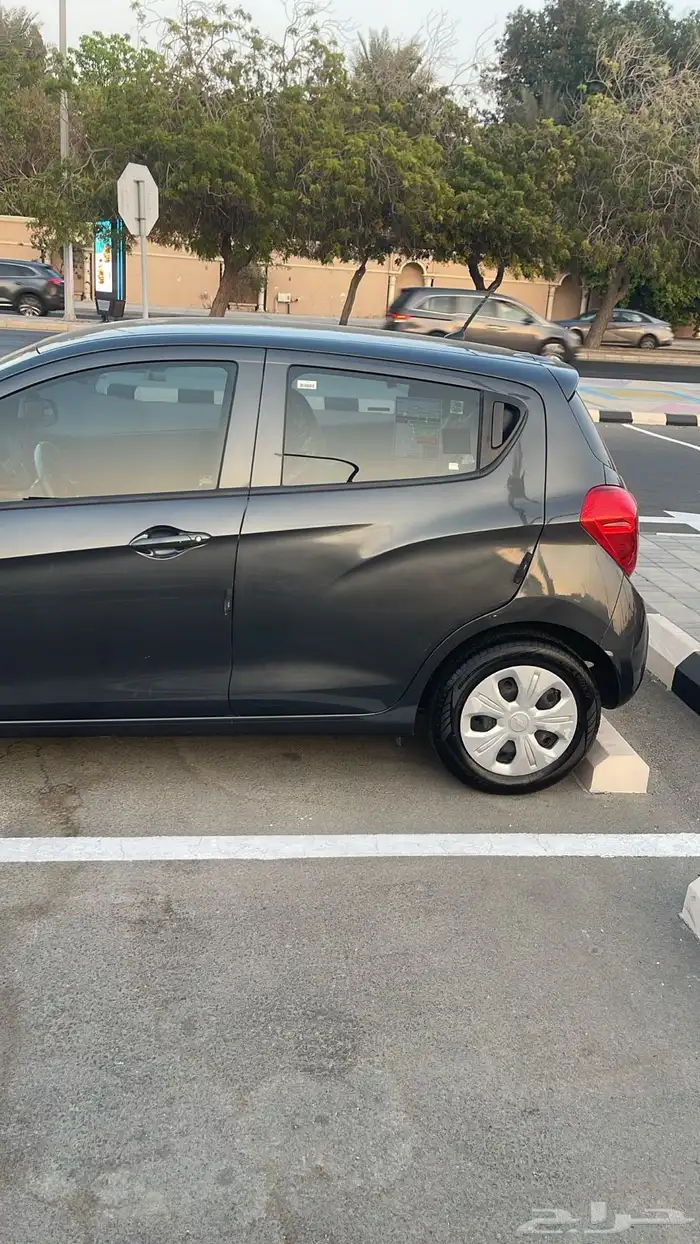 للبيع سياره 2020سبارك 4