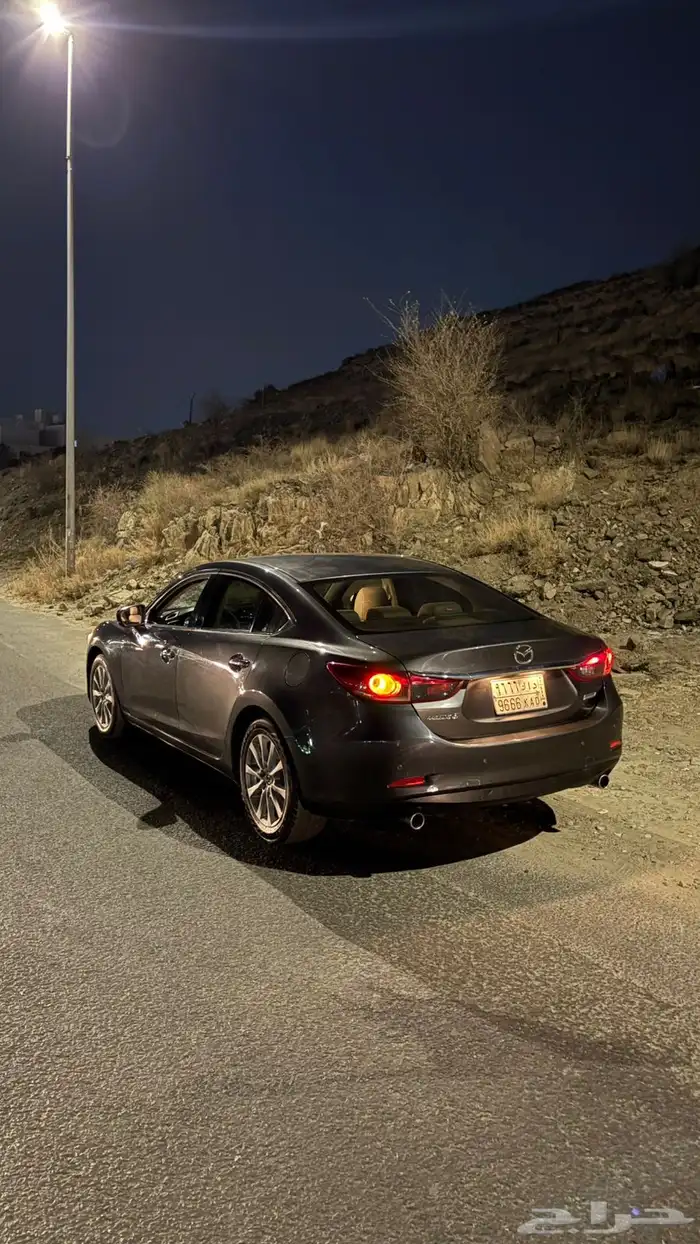 مزدا 2017 للبيع 12