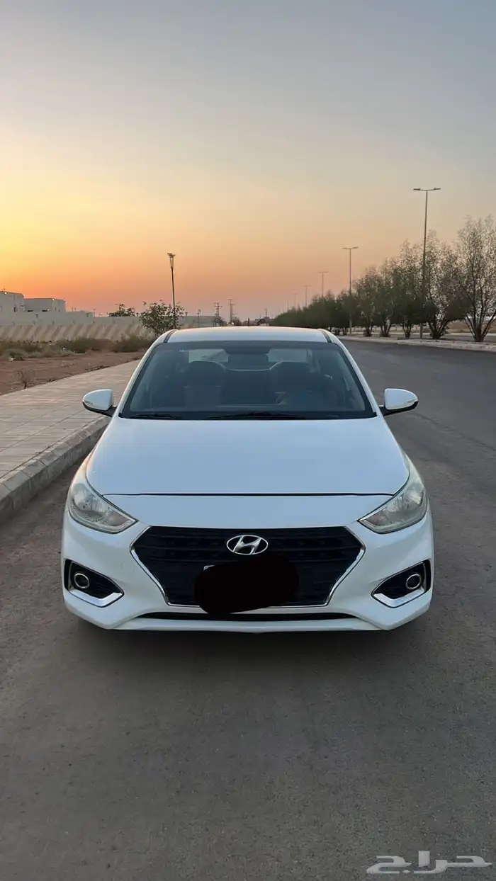 للبيع أكسنت 2018 0