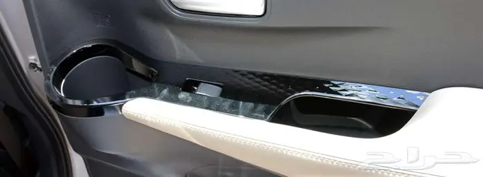 تويوتا يارس 2026 YX فل كامل 1.3 بالنقد والتقسيط 6