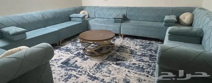 كنب مجلس لون سماوي فاتح نظيف 0