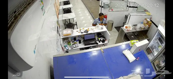 مطعم مضغوط للتقبيل 7