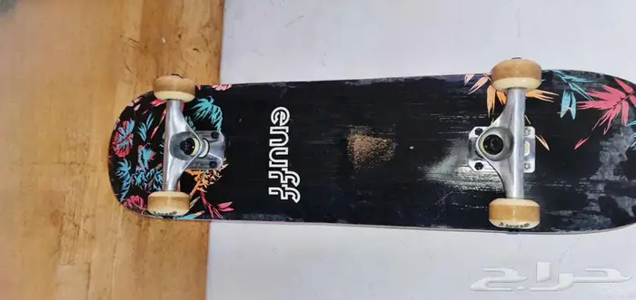 لوح تزلج ب 15 ريال 0