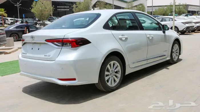 تويوتا كورولا 1.5 - 2.0 موديل 2025 كاش واقساط باقل الاسعار 13