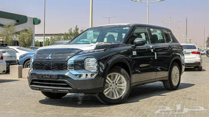 ميتسوبيشي اوتلاندر 5 راكب 2025 كاش واقساط 3