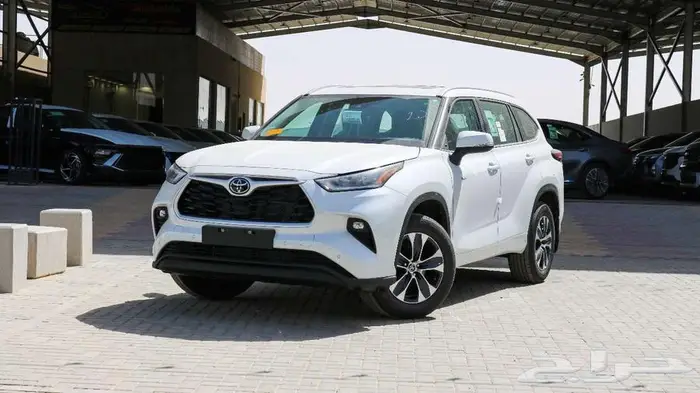 تويوتا هايلاندر نص فل كاش وبالتقسيط 4