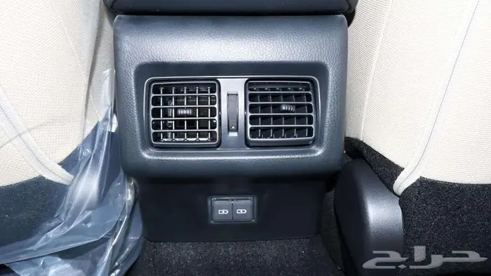 تويوتا كامري LE بنزين 2025 26