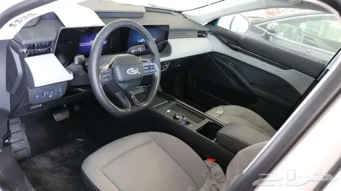 فورد تورس امبيانتي 2026 كاش واقساط اقل سعر 11