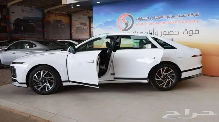 هيونداي ازيرا 4