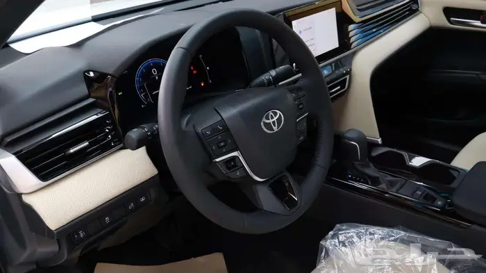 كامري نص فل 2025 بنزين 8