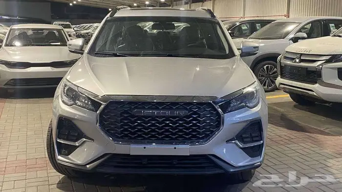 عرض خاص جيتور X70 لاكجري موديل 2025 عدد 7 راكب 0