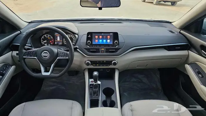 نيسان التيما 2022 ستاندر 9