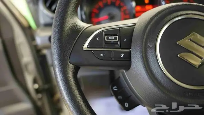 سزوكي جمني ستاندر 2025 1