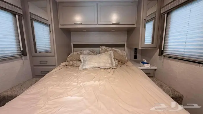 كرفان فورد موتر هوم امريكي موديل 2024 24