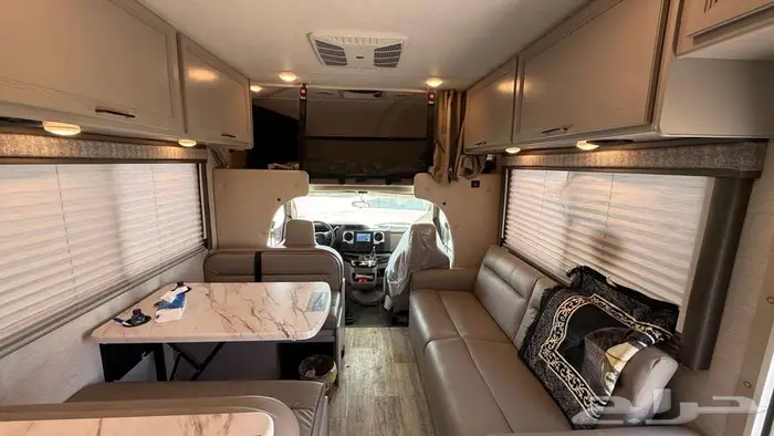 كرفان فورد موتر هوم امريكي موديل 2024 18