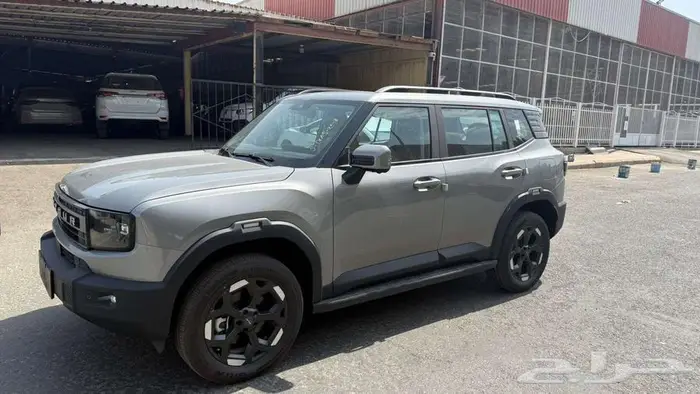 جيتور T1 لاكجري 2025 12