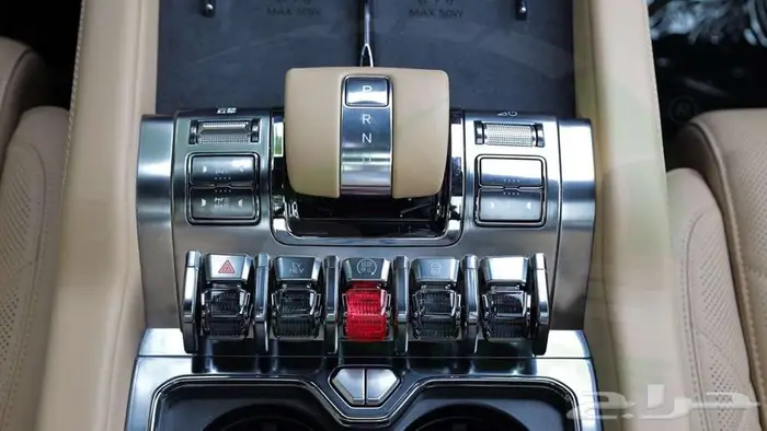 2025 بي واي دي ليوبارد 8 هايبرد اصفار مع ضمان 14