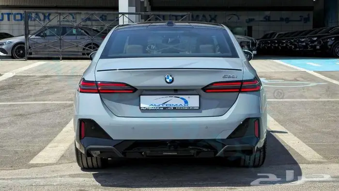 2026 BMW 5-SERIES 520i M MILD-HYBRID GCC 0Km ضمان الوكيل 4