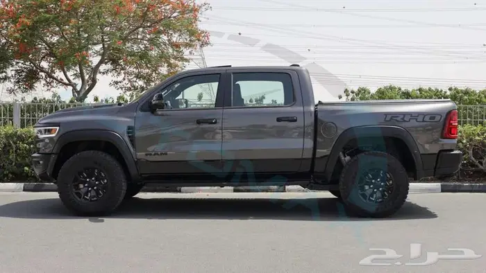 رام 1500 RHO 2025 خليجي اصفار مع ضمان الوكيل 35