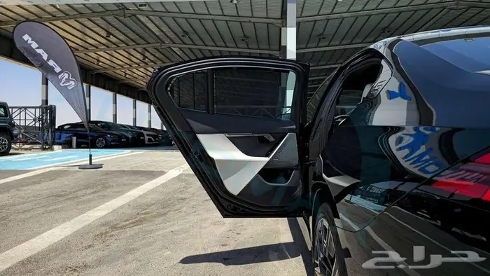 2026 BMW 5-SERIES 520i M MILD-HYBRID GCC 0Km ضمان الوكيل 26