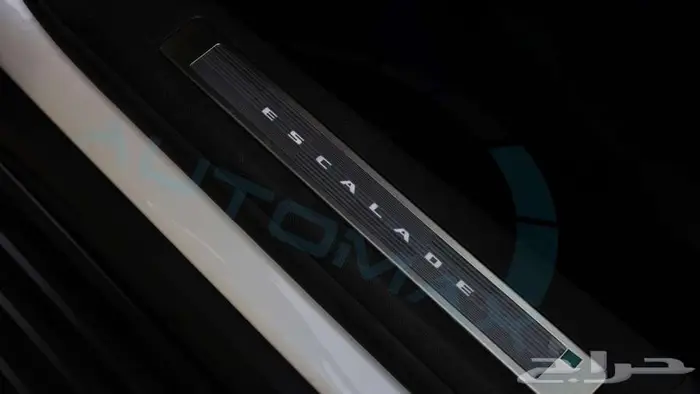 كاديلك اسكاليد 600 Sport Platinum 2025 اصفار مع ضمان 39