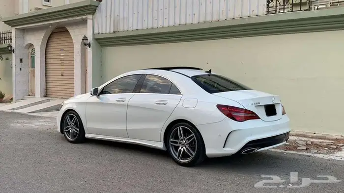 مرسيدس CLA 250 موديل 2018 للبيع 4