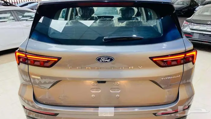 فورد تيريتوري تيتانيوم 1