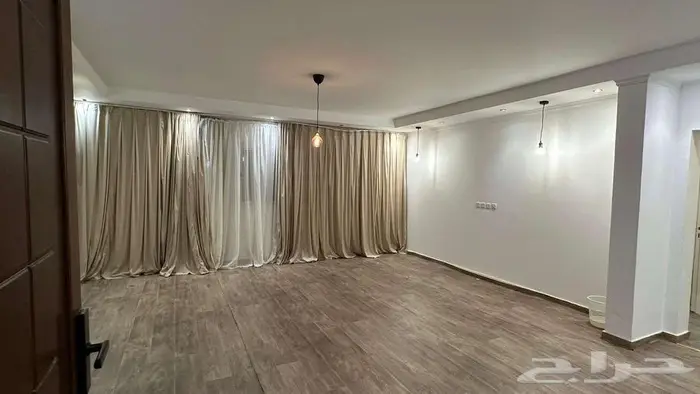 شقة عوائل للإيجار 1