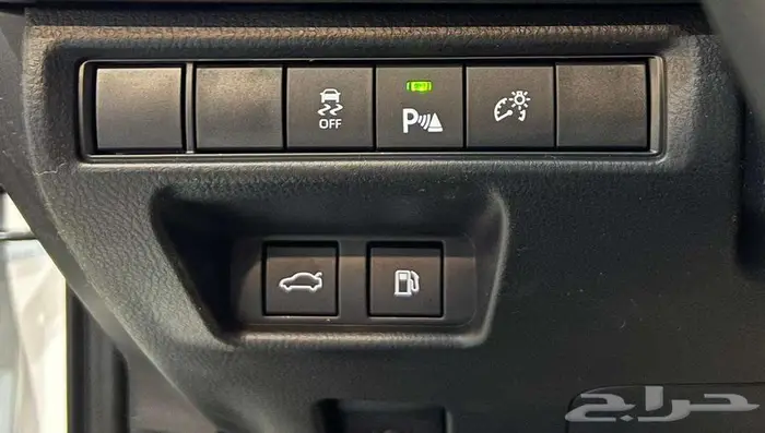 تويوتا كامري E بنزين ستاندر 11