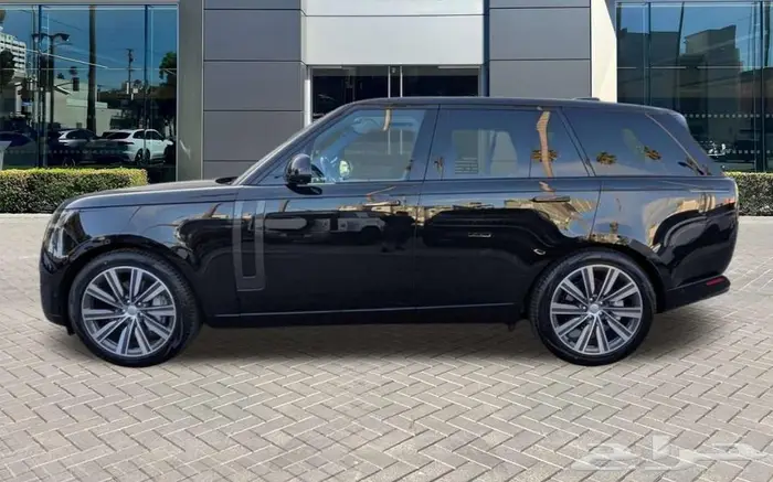 لاند روفر رنج روفر فوج 2023 ممشي قليل مواصفات ممتازة 3