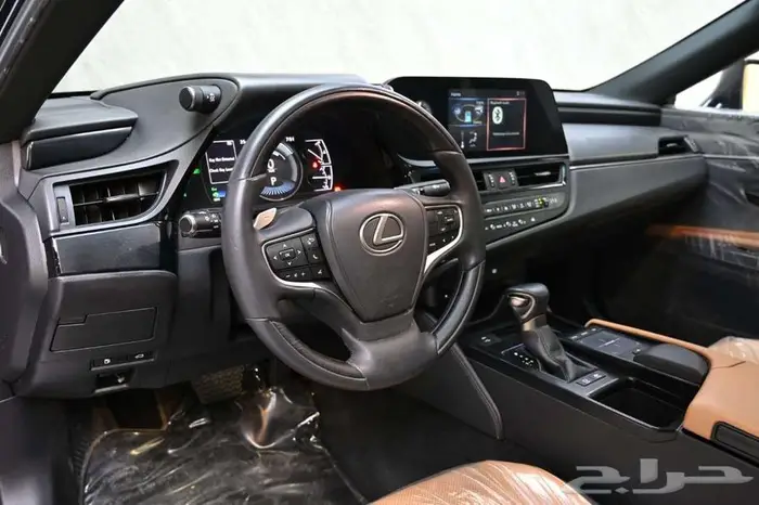 لكزس ES300h 2021 وارد خليجي 13