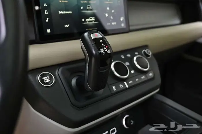 لاندروفر ديفندر 90 SE 2021 خليجي 10