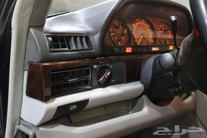 مرسيدس 1987 اس اي ال 560 أمريكي بطاقة جمركيه 50