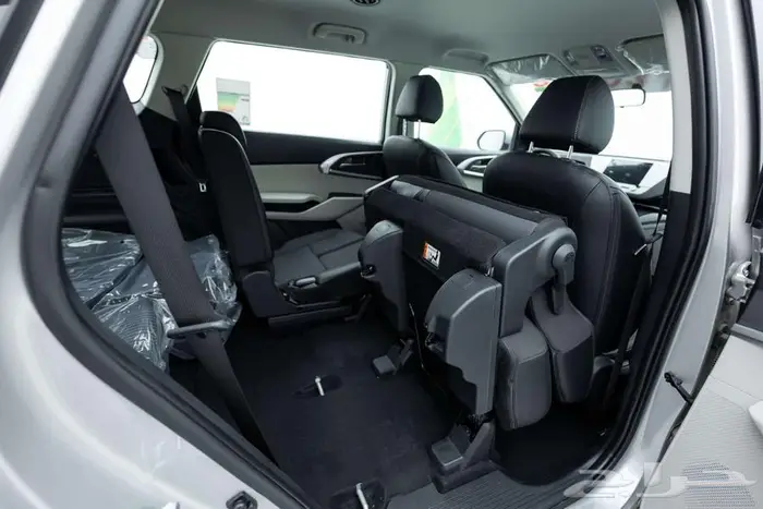 كيا كارينز ستاندر GL 1.5 قياده وراحه يوميه 2025 18