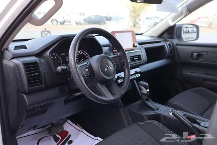 ميتسوبيشي L200 غمارتين دبل نص فل توماتيك 2024مبيعات البنوك 19