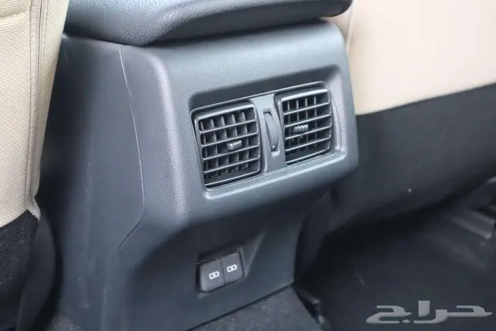 تويوتا كامري Eبنزين 2025 سعودي كل الألون والفئات متوفره 10