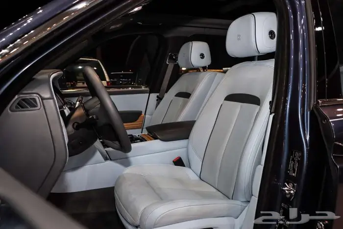 رولز رويس كولينان موديل 2019 ناغي ممشي قليل 8